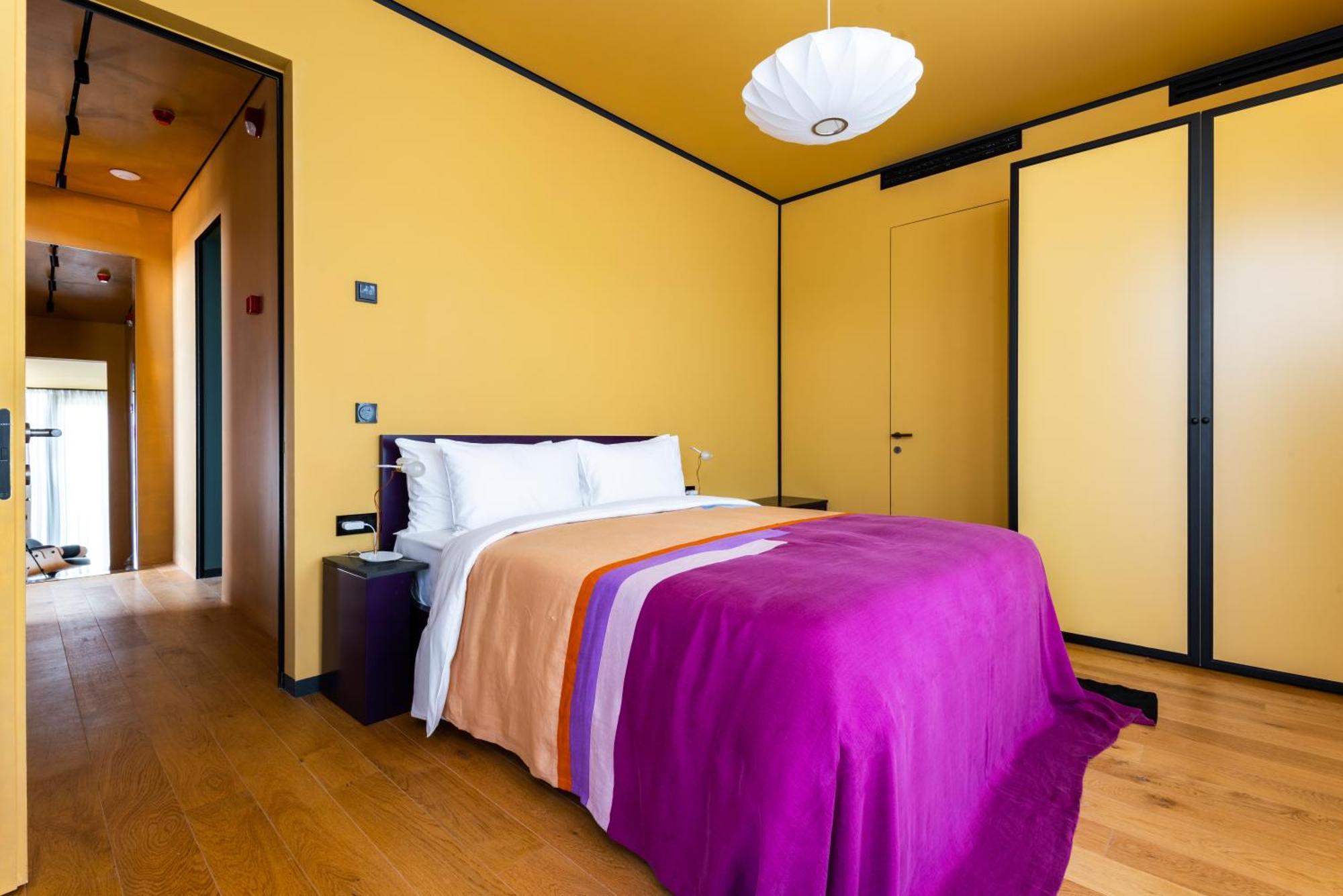 Estate, A Radisson Collection Hotel 5*