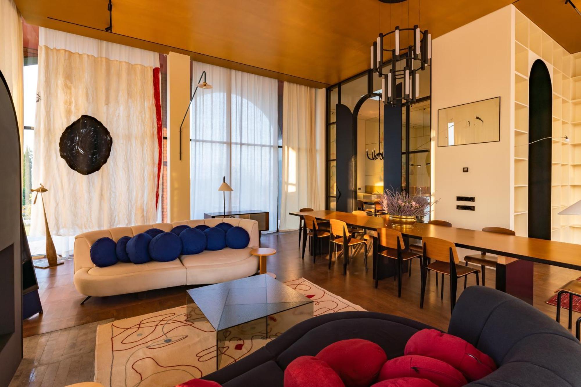 Estate, A Radisson Collection Hotel 5*